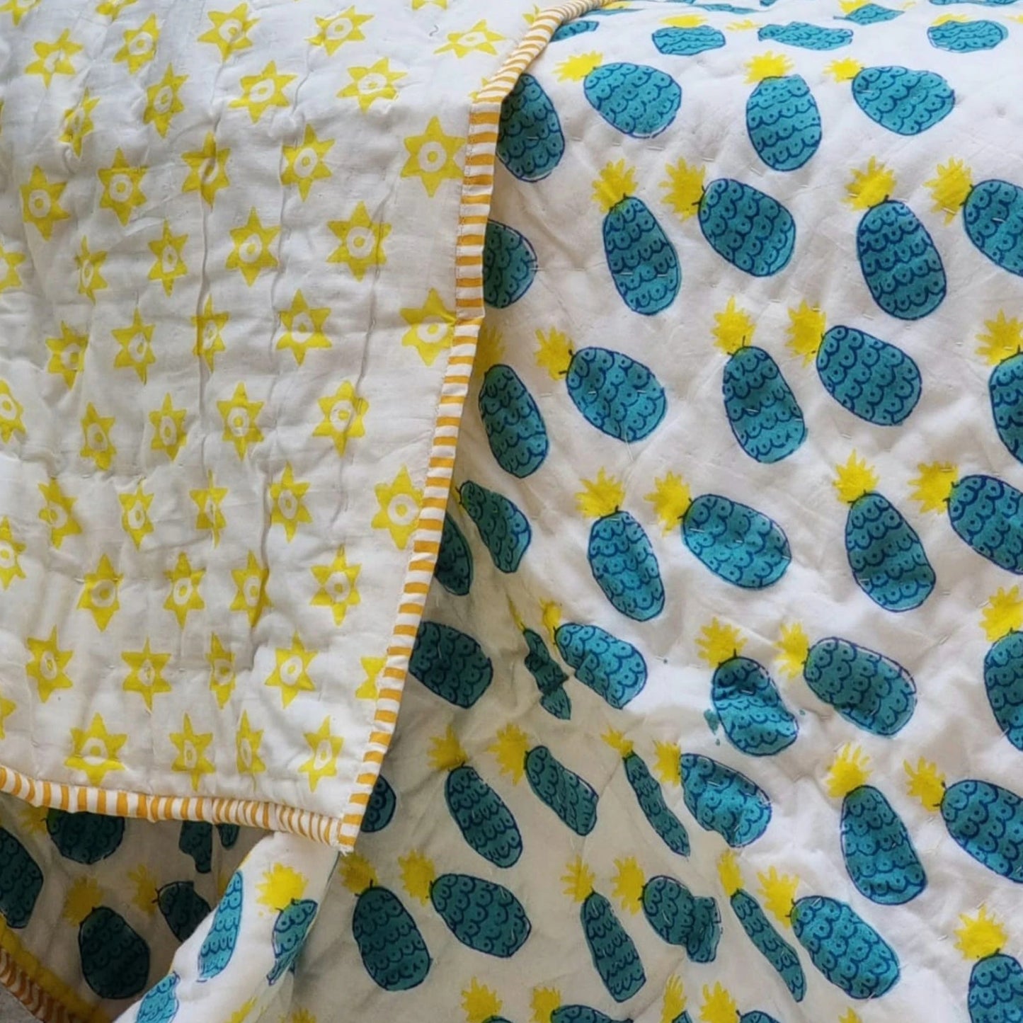 Organic Cotton Quilt - Blue Pineapple