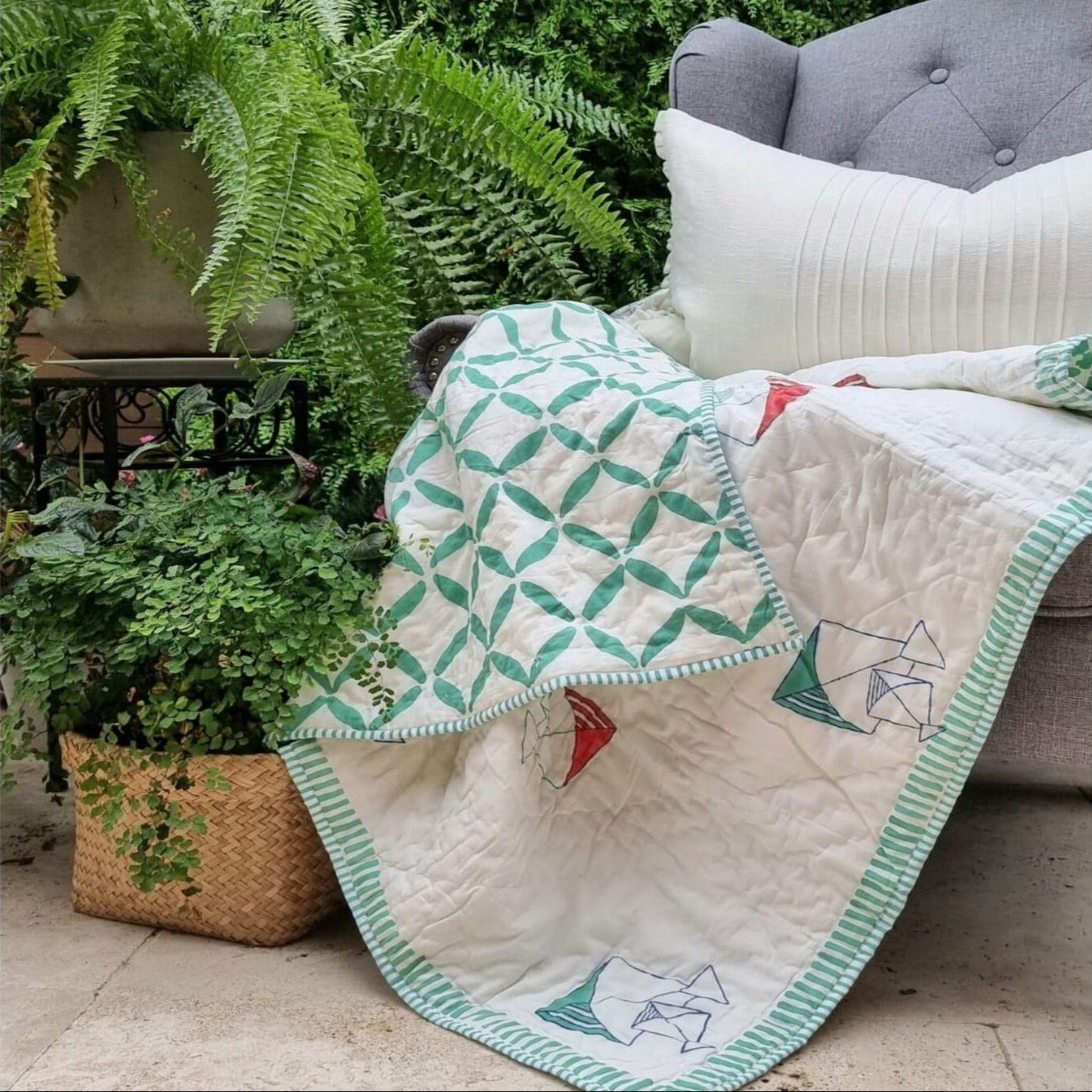 Organic Cotton Quilt - Pretty Kites