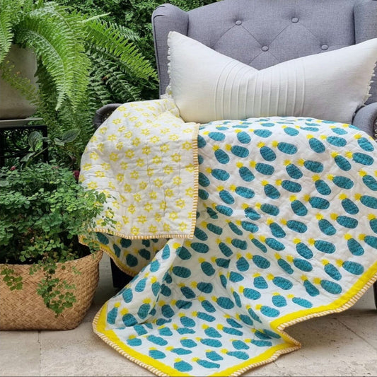 Organic Cotton Quilt - Blue Pineapple