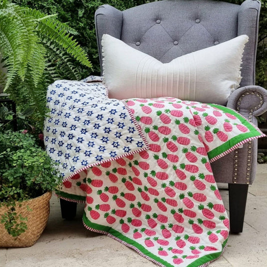 Organic Cotton Quilt - Pink Pineapple